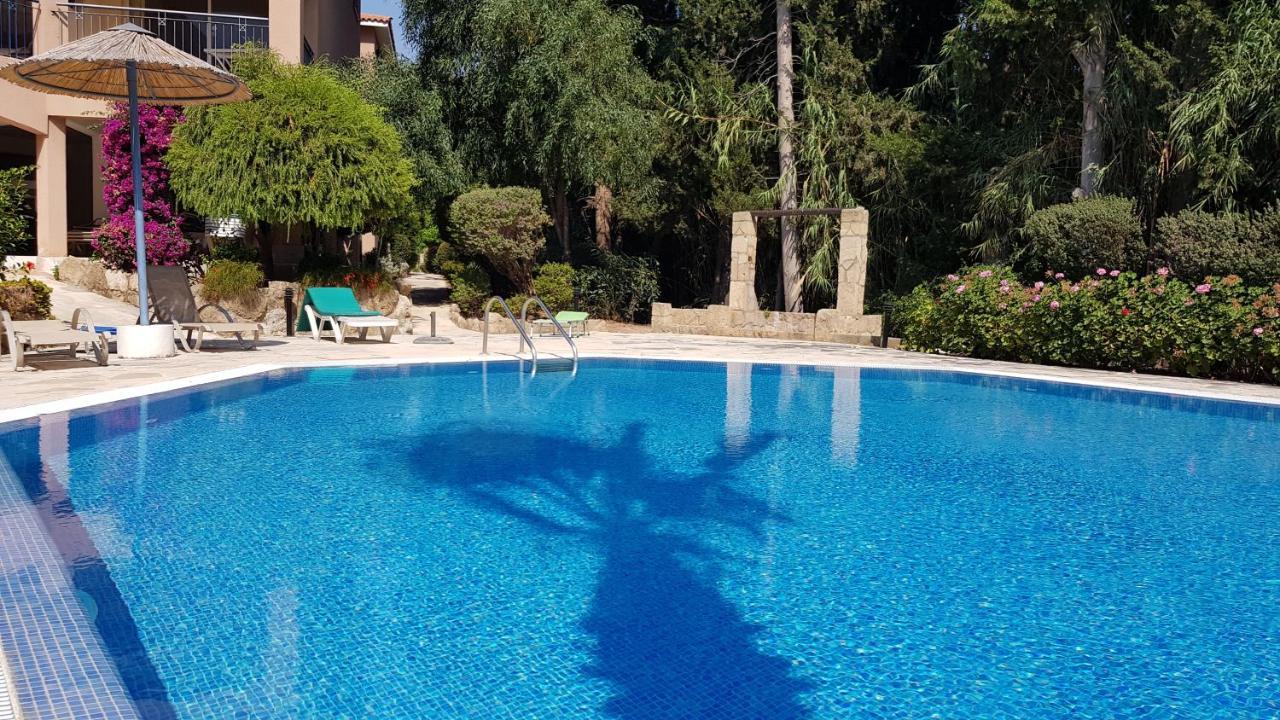 Paradise Gardens IV 2 Bd Amazing Apartment Paphos Ngoại thất bức ảnh