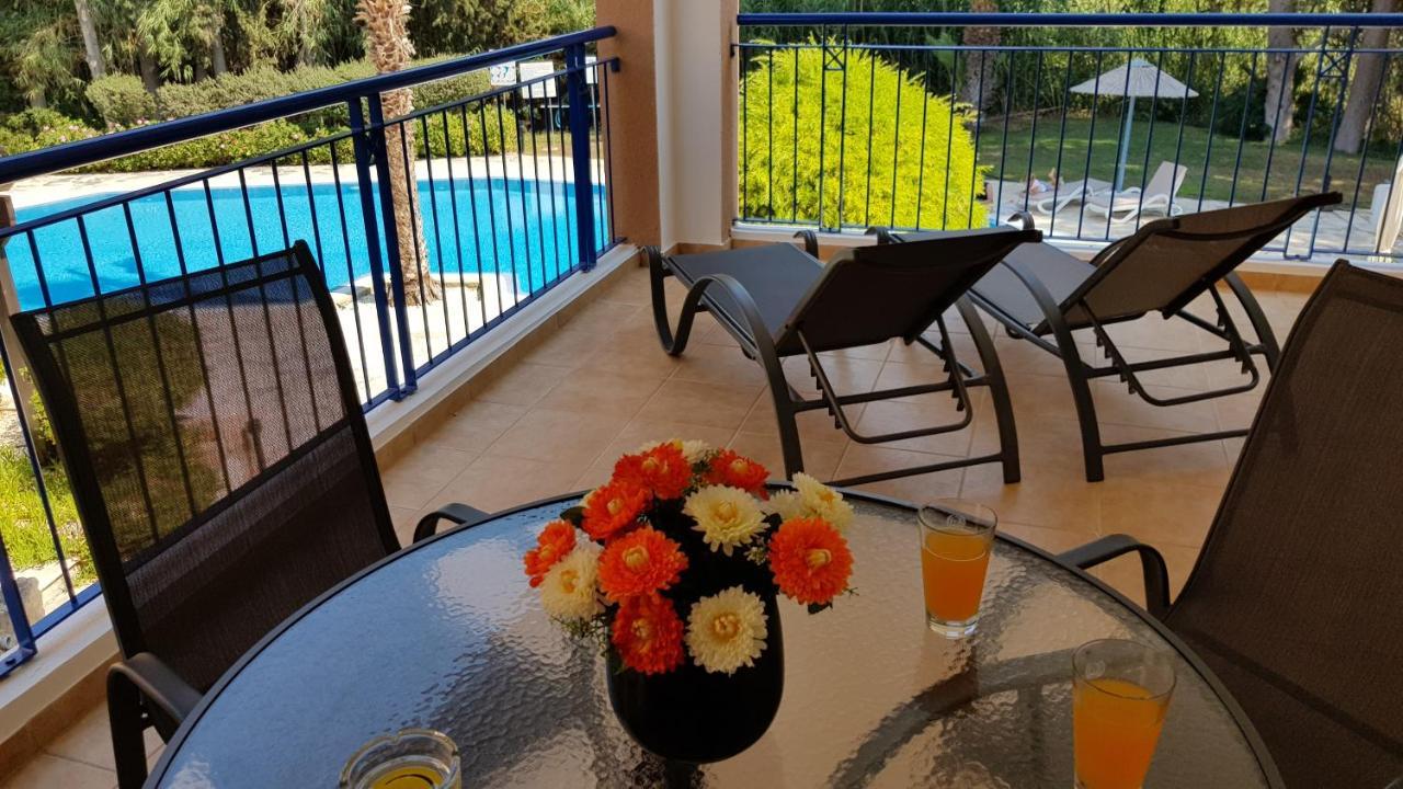 Paradise Gardens IV 2 Bd Amazing Apartment Paphos Ngoại thất bức ảnh