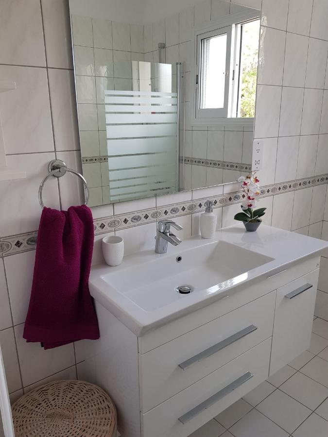 Paradise Gardens IV 2 Bd Amazing Apartment Paphos Ngoại thất bức ảnh