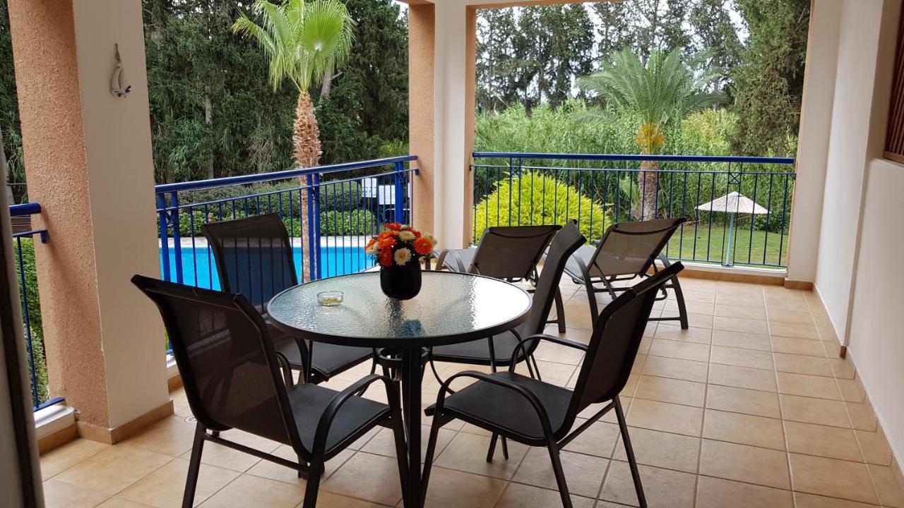 Paradise Gardens IV 2 Bd Amazing Apartment Paphos Ngoại thất bức ảnh
