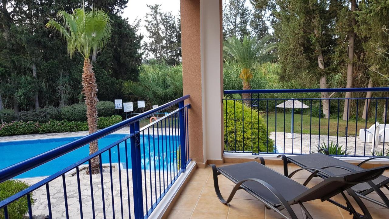 Paradise Gardens IV 2 Bd Amazing Apartment Paphos Ngoại thất bức ảnh