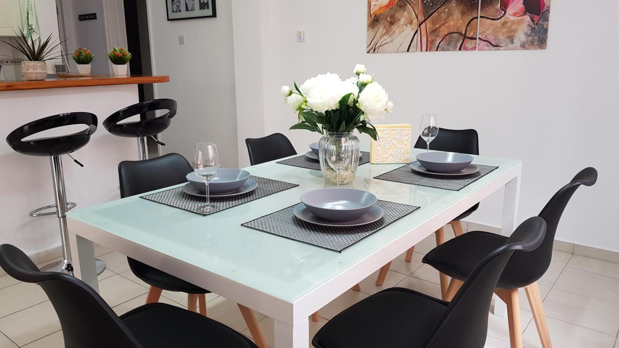 Paradise Gardens IV 2 Bd Amazing Apartment Paphos Ngoại thất bức ảnh